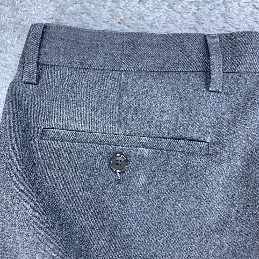 Banana Republic Men 32x30 (32x28) Gray Non-Iron Tailored Slim Fit Slacks Modern*